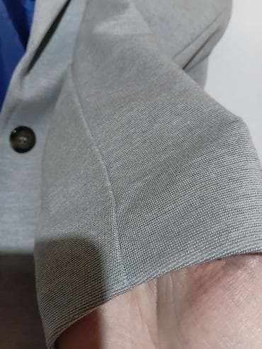 Ženska obuća: H&M ženski sako, model sa jednim dugmetom - Veličina: EUR 38 (US — 5