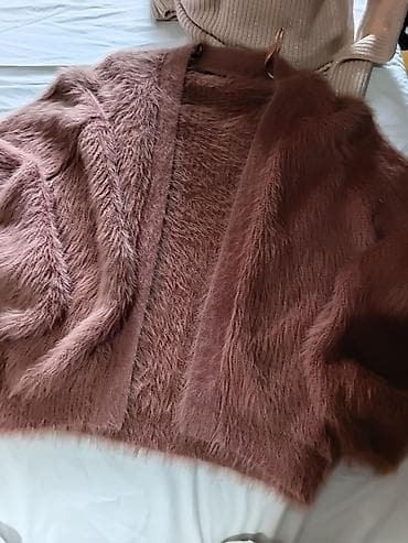 converse nis: Gina Tricot kardigan sa dugom “mohair” teksturom - Brend: Gina Tricot — 1