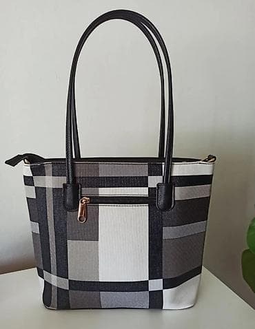 tn sandale: Torba je licno moja Lepo ocuvana, nema duzi kais. Nikad nije ni imala — 3