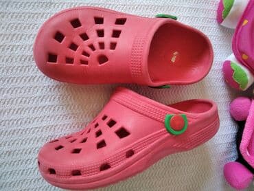 obuca pavle leskovac: Beach slippers, Crocs, Size - 31 — 1