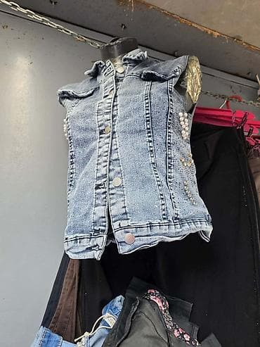 prodaja polovnih stvari: 2800 dinara
S,m,l,xl,2xl🌵🌀🌀 — 3