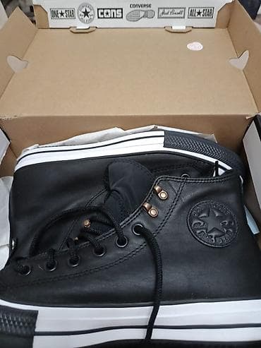 crne duboke starke: Converse Chuck Taylor All Star – visoke patike od crne kože - Model — 3