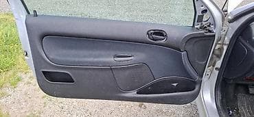 elektricni voz: TAPACIRI VRATA CRNI ZA 3 VRATA ZA PEUGEOT 206 | tapaciri vrata — 1