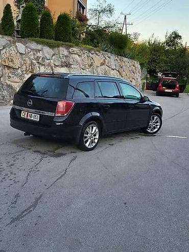rasprodaja automobila: OPEL ASTRA H 1.7 74 - KOMPLETAN AUTO U DELOVIMA | 1.7cdti 74kw — 3