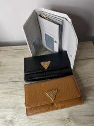 mona novčanici muški: Novčanici
1800 rsd +ptt 📌 — 11