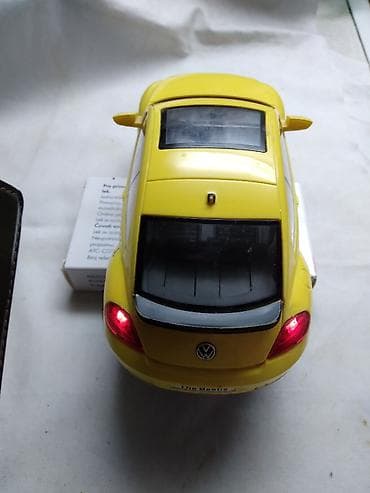 voz na baterije: Na daljinski VW Beetle III - 2,4 gHz razmera 1:24 (oko 18 cm.)sa — 5