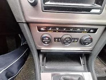 grejalica za auto na baterije: GOLF 7 KLIMATRONIK SA GREJACIMA SEDISTA | Audi vw delovi 06******** — 1