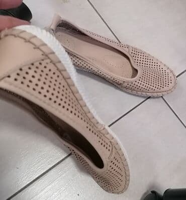 klompe u apoteci: Ballet shoes, 38 — 6