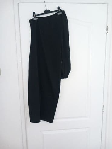 Suknje: XL (EU 42), Midi, bоја - Crna na lalafo.rs Suknje: XL (EU 42), Midi, bоја - Crna