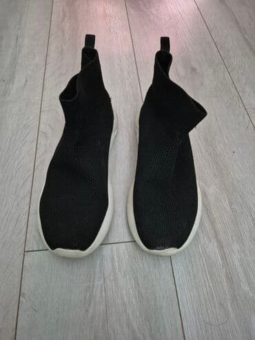 Donji delovi trenerke: 39, bоја - Crna — 2