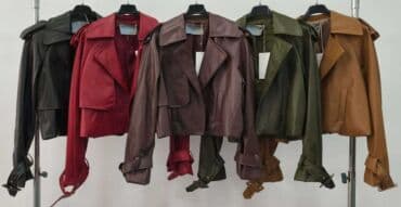 Women's Sweatsuits: 11. jakna. 4050 dinara — 3