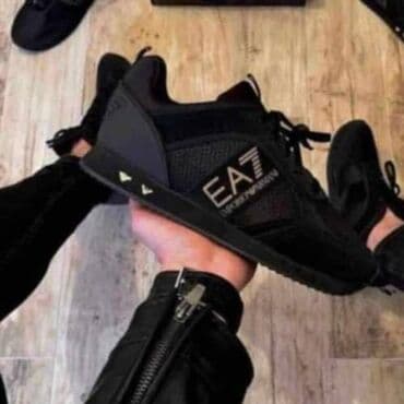 Trainers, size - 43