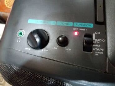 Audio: Sony cfd 9. cd i dek nerade, ostalo ispravno(pojacalo, radio — 5