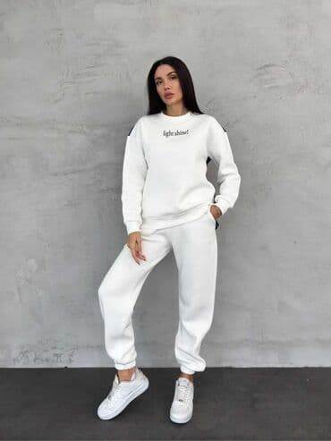Gornji i donji deo: Unisex trenerka sastoji se od gornjeg dela dugih rukava i donjeg dela — 1