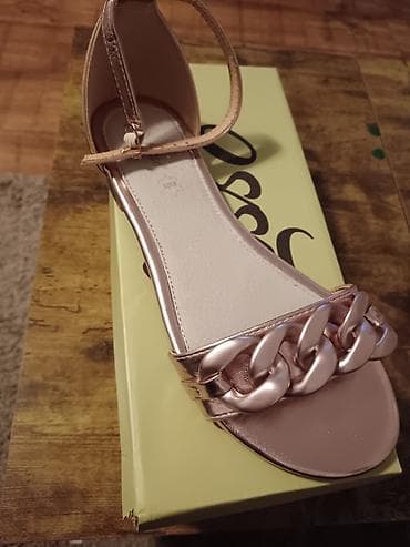 dassy radna odela: Nove Ženske sandale Lusso – veličina 39 - Boja: rose gold/pink — 1