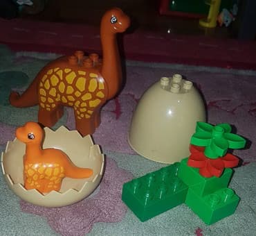 dinosaurusi: Lego duplo set 5596 .na slici su tri seta i 5596. lego dinosaurus — 5