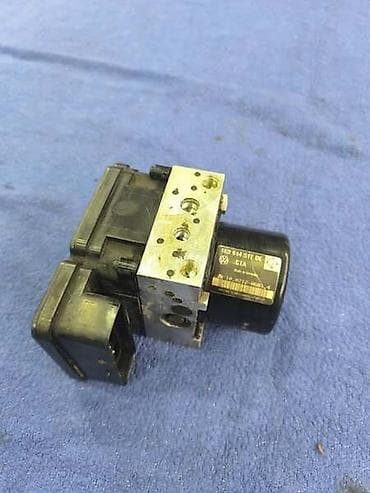 "m 725dab s" srbija cena: ABS CENTRALA ZA VOLKSWAGEN EOS, GOLF 6, JETTA | ABS centrala za — 1