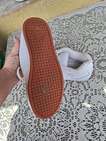 ccc.rs obuca: Bele DC patike – broj 39 - Gazište: 25 cm - Model niskog profila — 4