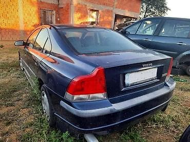 bobina pred plastikama: BRANIK PREDNJI I ZADNJI ZA VOLVO S60 ZA 2003. GOD. | Prednji i — 2