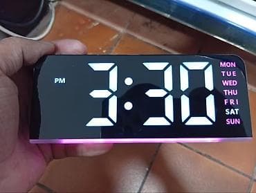 fliperi prodaja beograd: Kul stilski LED digitalni budilnik | Dvostruki alarm, prikaz vremena i — 5