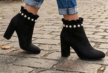 beli bison: Crne damske gležnjače sa visokim blok potpeticama i ukrasnim biserima — 1