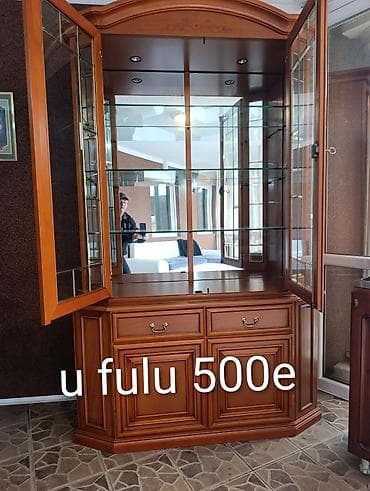 Dečiji nameštaj: Nameštaj – više artikala 1) Drvena vitrina sa staklenim krilima – — 7