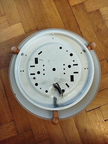 rgb plafonjera sa zvucnikom: Plafonjera. Precnik stakla oko 29,5 cm. Malo je okr,nuta iznutra,vidi — 6