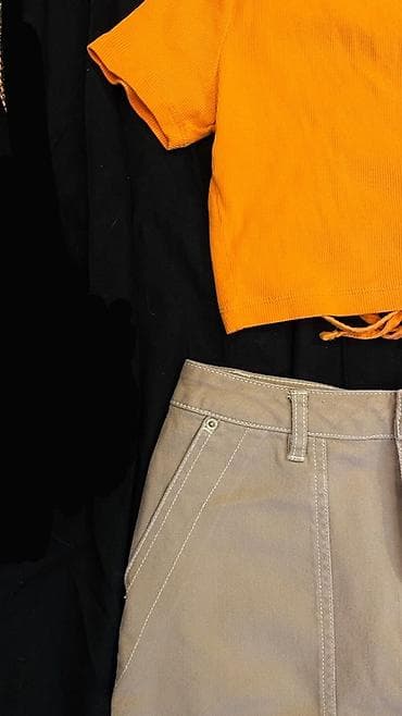 patike sa platformom: Komplet odeće – 3 dela - Kratak top u jarko narandžastoj boji — 7