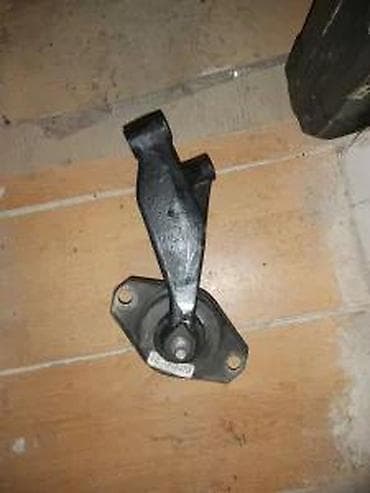 pod 2: ALFA 147 NOSAC MOTORA | Nosac motora skinut sa alfe 147 1.9 jtd 85 — 3