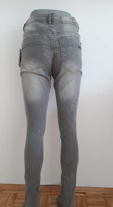 pantalone za devojke: Farmerice UP FASHION 42 Novo cena 900 pamuk elastin visok struk sirina — 3