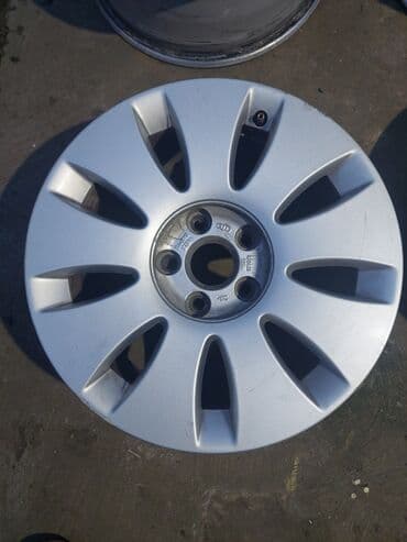 Used Cars: Audi alu felne – set od 4 komada - Marke: Audi (original, sa — 6