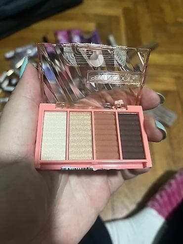 crocs torba za plazu: Veliki set dekorativne kozmetike – miks brendova Sadržaj (primeri — 5