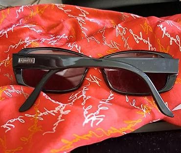 Satovi: GUESS ženske sunčane naočare - Model: uske pravougaone/leptiraste — 1