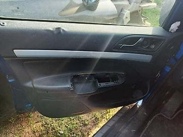 led oči za auto: TAPACIR VRATA ZA ŠKODA OCTAVIA OD 2004. DO 2014. GOD. | U ponudi sve — 5