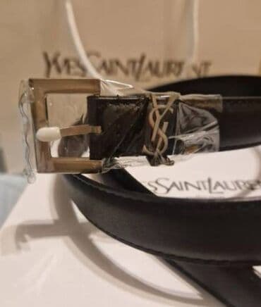 Yves Saint Laurent (YSL) kožni kaiš srebrne boje - 100 e Širina: 2 cm