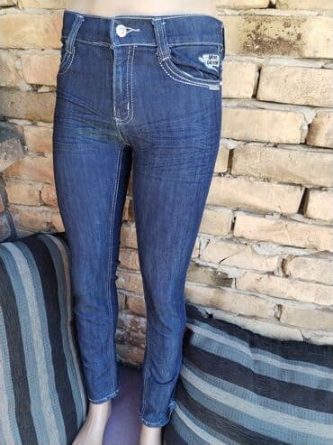 pantalone elipsa: Farmerke vel S
Kao nove — 6