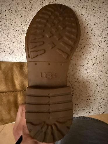 ikkii boots: UGG ženske čizme do listova, od prirodne brušene kože (an tilop). - — 6