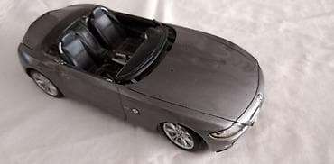 gitare za decu: Maisto BMW Z4. China, fali staklo i volan — 1