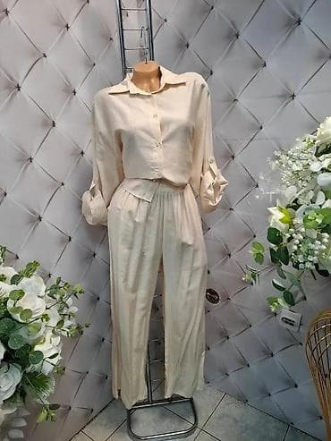 nike tech komplet: Ženski komplet košulja + pantalone sa širokim nogavicama - Model — 2