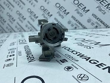auto otpad pozarevac: KONTAKT BRAVA 1K0 ZA VOLKSWAGEN POLO, TIGUAN, TOURAN . - 1K0 905 851 — 5
