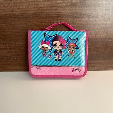 pertle za patike nike: Lol skopski pribor-pernica za devojcice Malo koriscen,u ok stanju Moze — 1