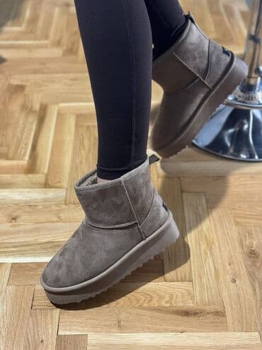 Loafers: High boots — 1
