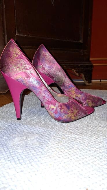 metro obuća: Salonke, 39.5 — 8