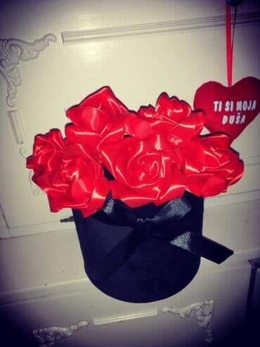 ukrasi od stiropora za novu godinu: Satenske ruze 100 din komad — 3