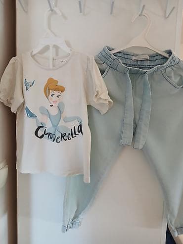 comma pantalone: Dečiji kompleti odeće – 2 seta Set 1: - Majica kratkih rukava sa — 3