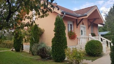 Kuće na prodaju: 72 kv. m, 2 sobe — 9