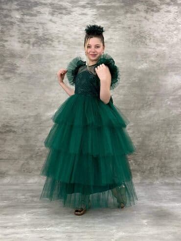 haljine od stofa: Odmah dostupne Wednesday haljinice od 2 do 12 godina, cena 3600 din — 1