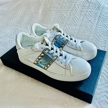 zenske cipele 35 broj: Valentino Garavani Rockstud patike - Model: Valentino Garavani — 1