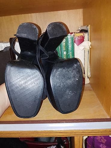 ecco obuća: ZARA obuća – dve vrste modela Sve za 1500, pojedinačno po 700 1) — 3