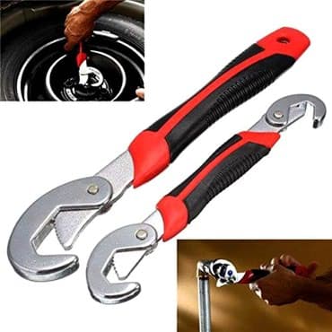 Šrafcigeri: 2 Univerzalna Kljuca ( 2 kljuca ceo alat ) 2 Univerzalna Kljuca ( 2 — 8